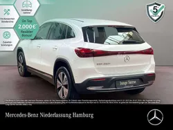 Polarweiß Gebraucht 2024 Mercedes EQA250 Advanced SUV | 34.890 € (Fairer Preis)