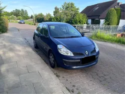 Blau Gebraucht 2006 Renault Clio II Limousine | 1.599 € (Fairer Preis)