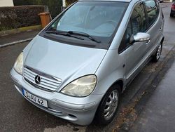 Silber Gebraucht 2004 Mercedes A160 Elegance Limousine | 2.490 € (Fairer Preis)