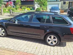Schwarz Gebraucht 2017 Skoda Octavia Ambition Kombi | 10.500 € (Guter Preis)
