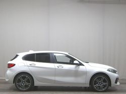 Weiss Gebraucht 2022 BMW 118 Advantage Kleinwagen | 18.480 € (Superpreis)