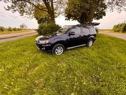 Blau Gebraucht 2011 Mitsubishi Outlander Edition SUV | 4.950 € (Fairer Preis)