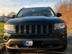 Schwarz Gebraucht 2012 Jeep Compass Limited SUV | 11.490 € (Etwas zu teuer)