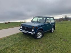 Blau Gebraucht 2009 Lada niva SUV | 5.800 € (Superpreis)