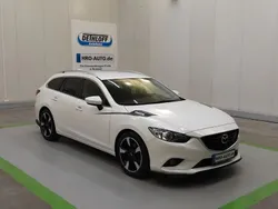 Weiß Gebraucht 2014 Mazda 6 Center-Line Limousine | 13.900 € (Superpreis)