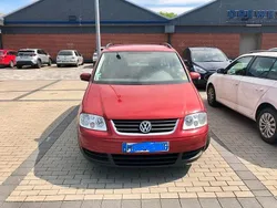 Rot Gebraucht 2004 VW Touran Van / Kleinbus | 2.500 € (Fairer Preis)