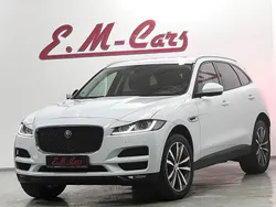 Weiß Gebraucht 2017 Jaguar F-Pace Pure SUV | 10.390 € (Fairer Preis)