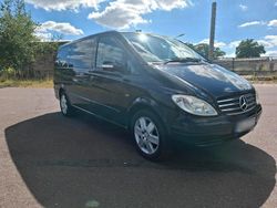 Schwarz Gebraucht 2009 Mercedes Viano Van / Kleinbus | 12.500 € (Fairer Preis)