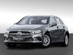 Grau Gebraucht 2019 Mercedes A180 Progressive Limousine | 24.950 € (Etwas zu teuer)