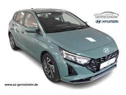 Mangrove green / mic Neu 2025 Hyundai i20 Trend Kleinwagen | 23.087 € (Etwas zu teuer)
