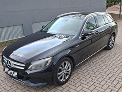 Schwarz Gebraucht 2017 Mercedes C220 Avantgarde Kombi | 16.950 € (Guter Preis)