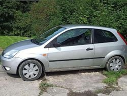 Silber Gebraucht 2004 Ford Fiesta Kleinwagen | 550 € (Superpreis)