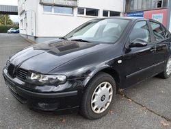 Schwarz Gebraucht 2004 Seat Leon Limousine | 650 € (Superpreis)