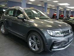 Grau Gebraucht 2019 VW Tiguan Highline SUV | 25.980 € (Superpreis)