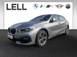 Grau Gebraucht 2022 BMW 118 Sport Line Kleinwagen | 24.500 € (Etwas zu teuer)