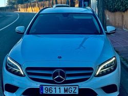Weiß Gebraucht 2019 Mercedes C180 Limousine | 12.990 €
