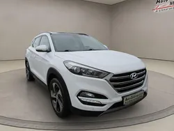 Polar white Gebraucht 2016 Hyundai Tucson Style SUV | 14.750 € (Fairer Preis)