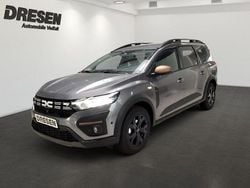 Grau Neu 2025 Dacia Jogger Extreme Van / Kleinbus | 28.295 € (Fairer Preis)