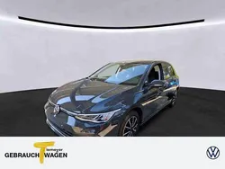Grau Gebraucht 2022 VW Golf VIII Active Limousine | 22.880 € (Guter Preis)