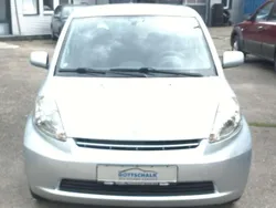 Silber Gebraucht 2005 Daihatsu Sirion Kleinwagen | 1.400 € (Fairer Preis)