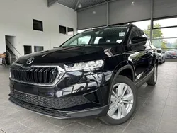Blackmagic perleffekt (schwarz) Gebraucht 2025 Skoda Karoq SUV | 32.790 € (Guter Preis)