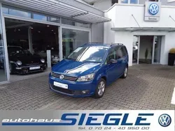 Blau Gebraucht 2013 VW Touran Match Van / Kleinbus | 16.940 €