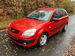 Orange Gebraucht 2008 Kia Rio Attract Limousine | 2.950 € (Fairer Preis)