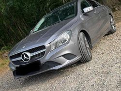 Grau Gebraucht 2015 Mercedes CLA200 Urban Coupé | 13.900 € (Guter Preis)