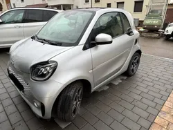 Grau Gebraucht 2020 Smart ForTwo Electric Drive | 11.000 € (Fairer Preis)
