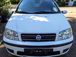 Weiß Gebraucht 2005 Fiat Punto Kleinwagen | 900 € (Guter Preis)