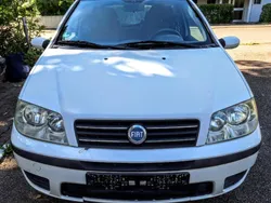 Weiß Gebraucht 2005 Fiat Punto Kleinwagen | 1.250 €