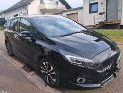 Schwarz Gebraucht 2019 Ford S-MAX ST-Line Van / Kleinbus | 13.200 € (Teuer)