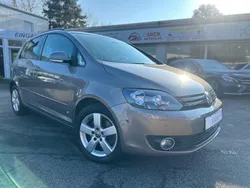 Braun Gebraucht 2010 VW Golf Plus Cross Team Van / Kleinbus | 7.999 € (Teuer)