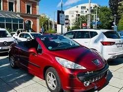 Rot Gebraucht 2007 Peugeot 207 CC Cabrio | 2.300 € (Guter Preis)