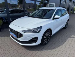 Weiß Gebraucht 2022 Ford Focus Style Kombi | 15.950 € (Guter Preis)