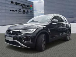 Schwarz Neu 2024 VW T-Roc Move SUV | 33.300 € (Etwas zu teuer)