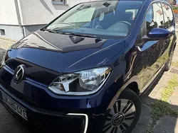 Blau Gebraucht 2021 VW e-up! United Kleinwagen | 13.700 € (Fairer Preis)