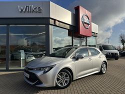 Silver metallic Gebraucht 2019 Toyota Corolla Comfort Limousine | 15.490 € (Fairer Preis)