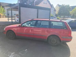Rot Gebraucht 1999 VW Passat Kombi | 950 € (Guter Preis)