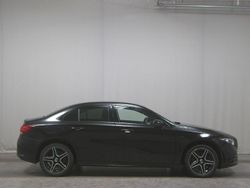 Schwarz Gebraucht 2020 Mercedes A250 AMG line Limousine | 21.980 € (Superpreis)