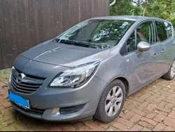 Beige Gebraucht 2016 Opel Meriva Van / Kleinbus | 7.500 € (Fairer Preis)