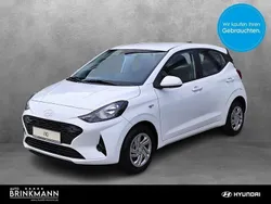Atlas white / sol Gebraucht 2025 Hyundai i10 Select Kleinwagen | 16.155 € (Fairer Preis)