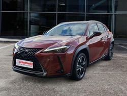 Orange Gebraucht 2021 Lexus UX 250h E-FOUR SUV | 27.975 € (Etwas zu teuer)