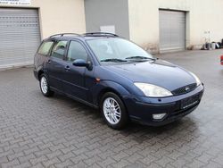 Blau Gebraucht 2002 Ford Focus Ghia Kombi | 390 € (Superpreis)