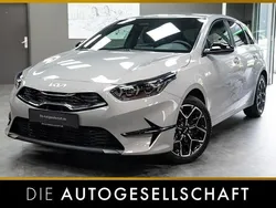 Grau Neu 2025 Kia Ceed Limousine | 24.990 € (Fairer Preis)