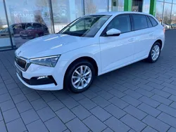 Weiss Gebraucht 2020 Skoda Scala Kleinwagen | 18.980 € (Teuer)
