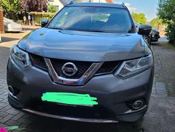 Grau Gebraucht 2017 Nissan X-Trail Tekna SUV | 21.000 € (Fairer Preis)