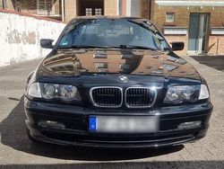 Schwarz Gebraucht 2001 BMW 325 Limousine | 3.000 € (Etwas zu teuer)