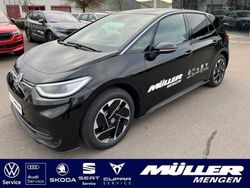 Grenadillschwarz metallic Gebraucht 2024 VW ID.3 Pro Kleinwagen | 38.990 € (Etwas zu teuer)