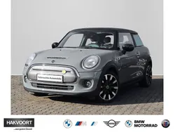 Moonwalk grey () Gebraucht 2021 Mini Cooper SE Kleinwagen | 18.950 € (Etwas zu teuer)